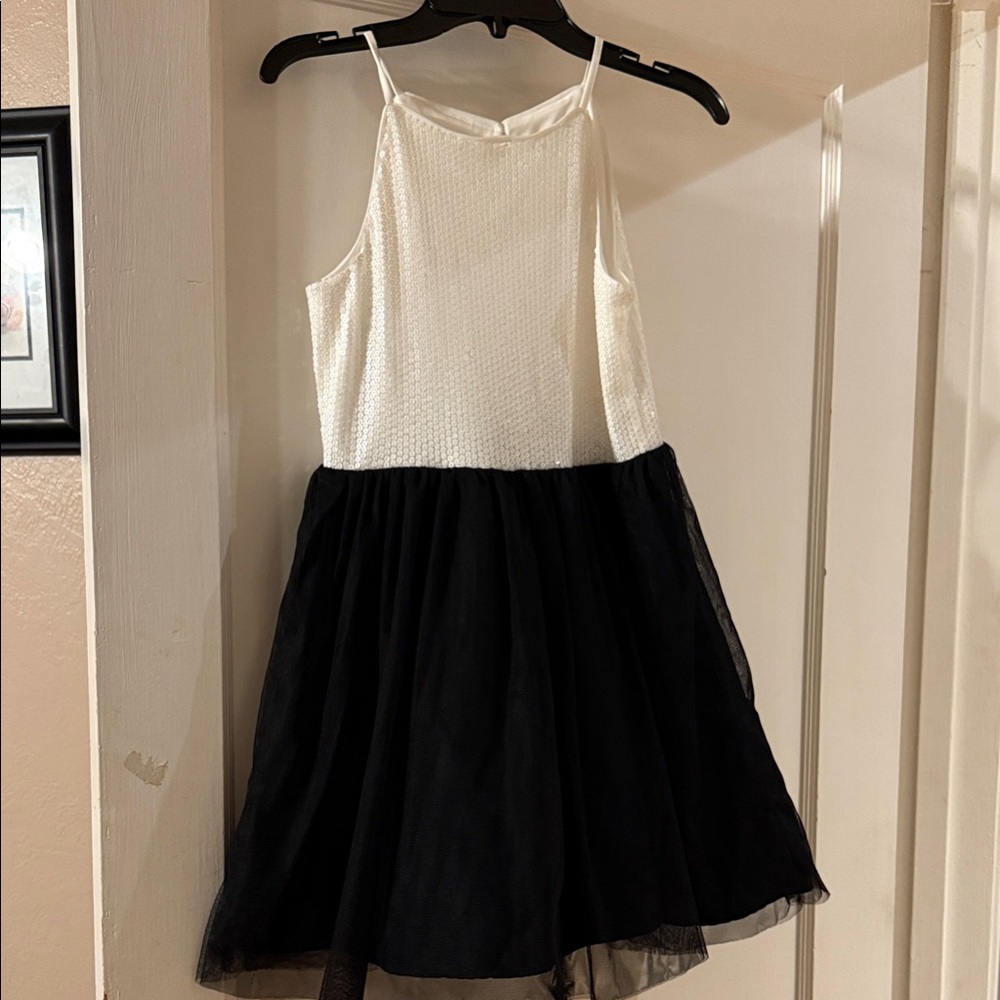 Calvin Klein Collection Kids Formal Dress - White and Black